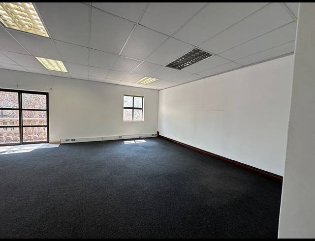 150M² OFFICE TO LET IN HIGHVELD TECHNOPARK